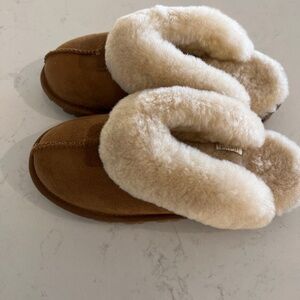 Ugg slippers